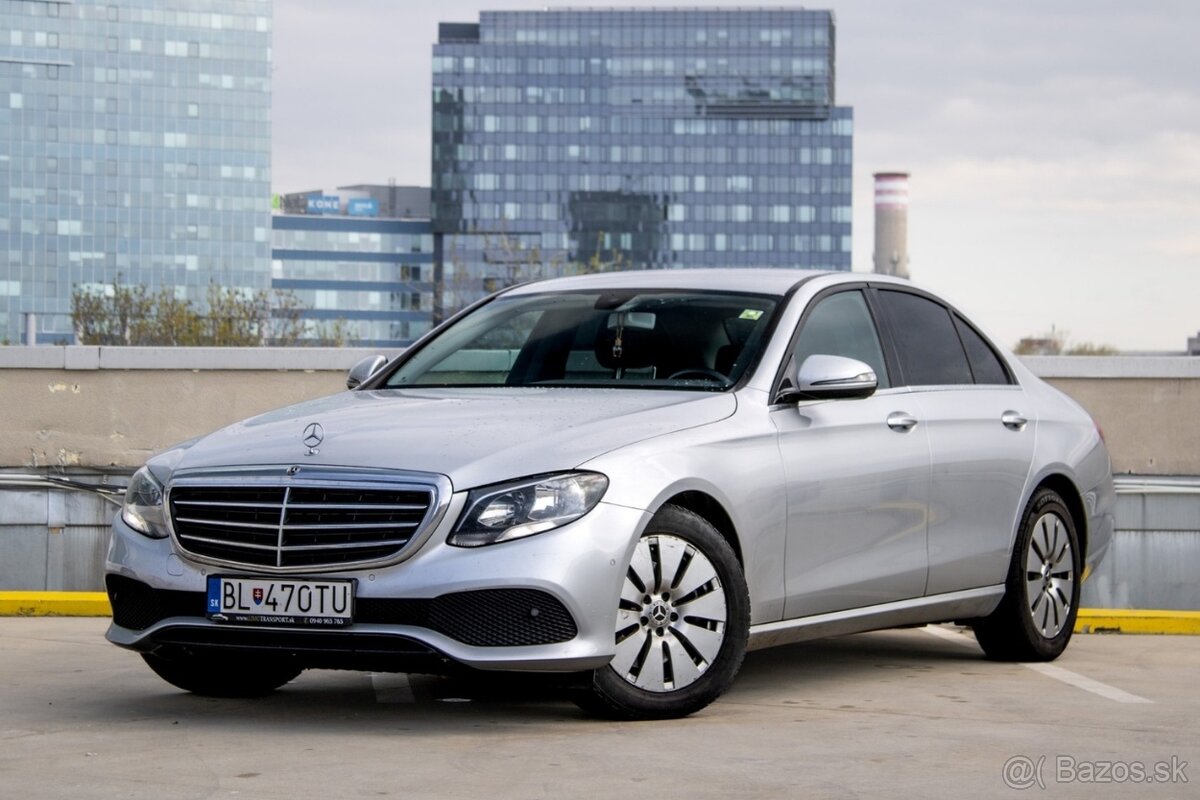 Mercedes-Benz E trieda Sedan 220 d 4MATIC A/T