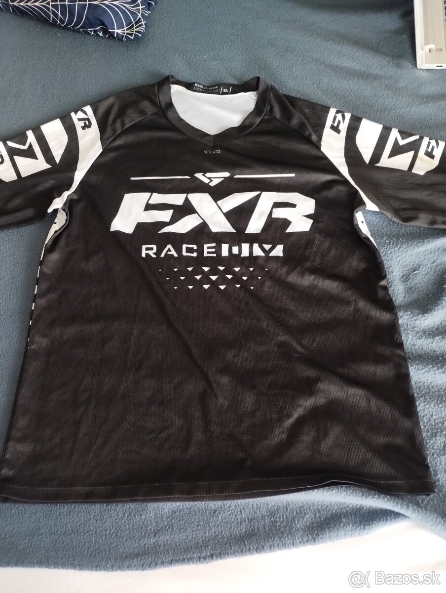 dres FXR vel.XL