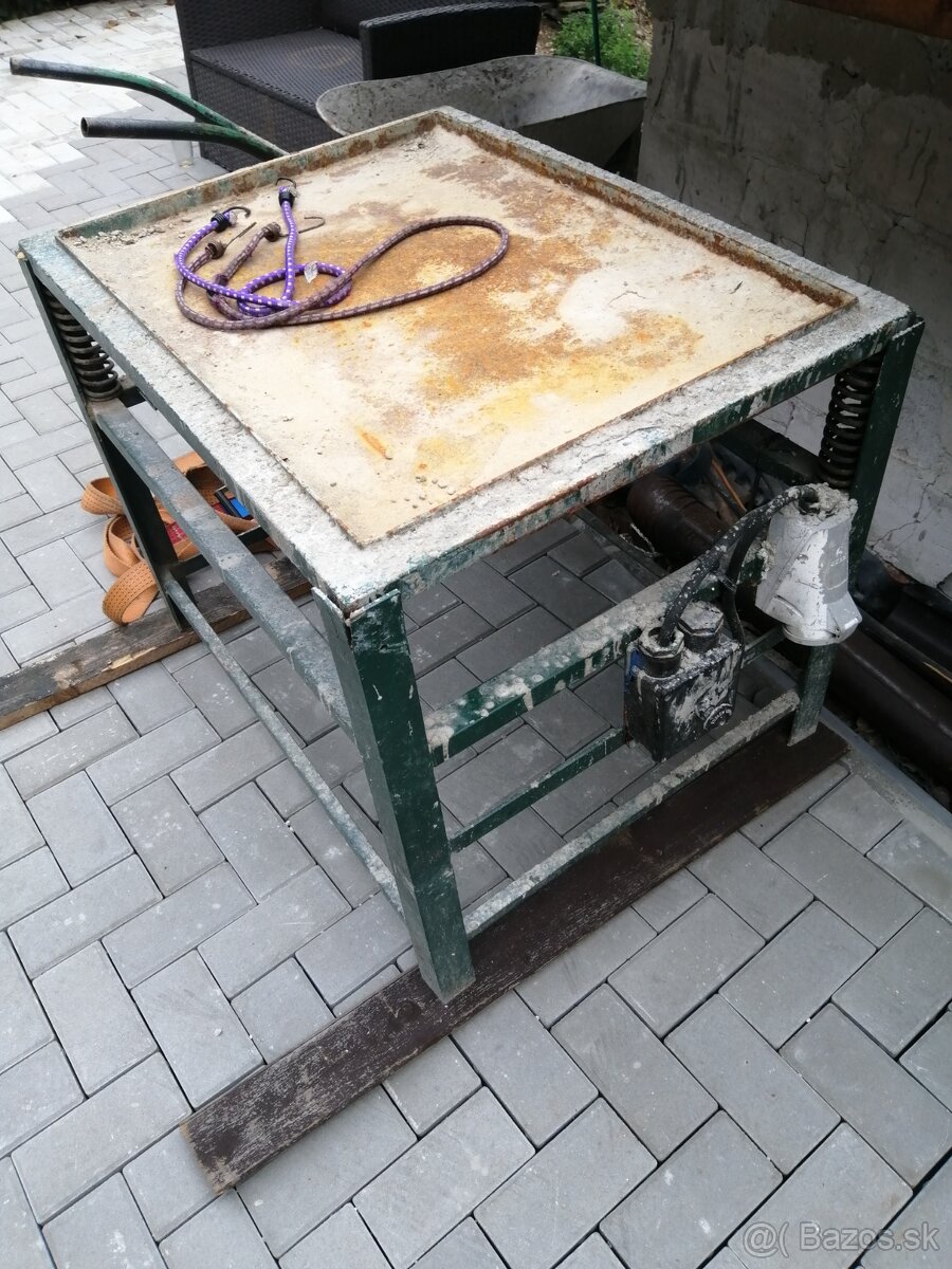 Predám vibračný stôl na dlažbu