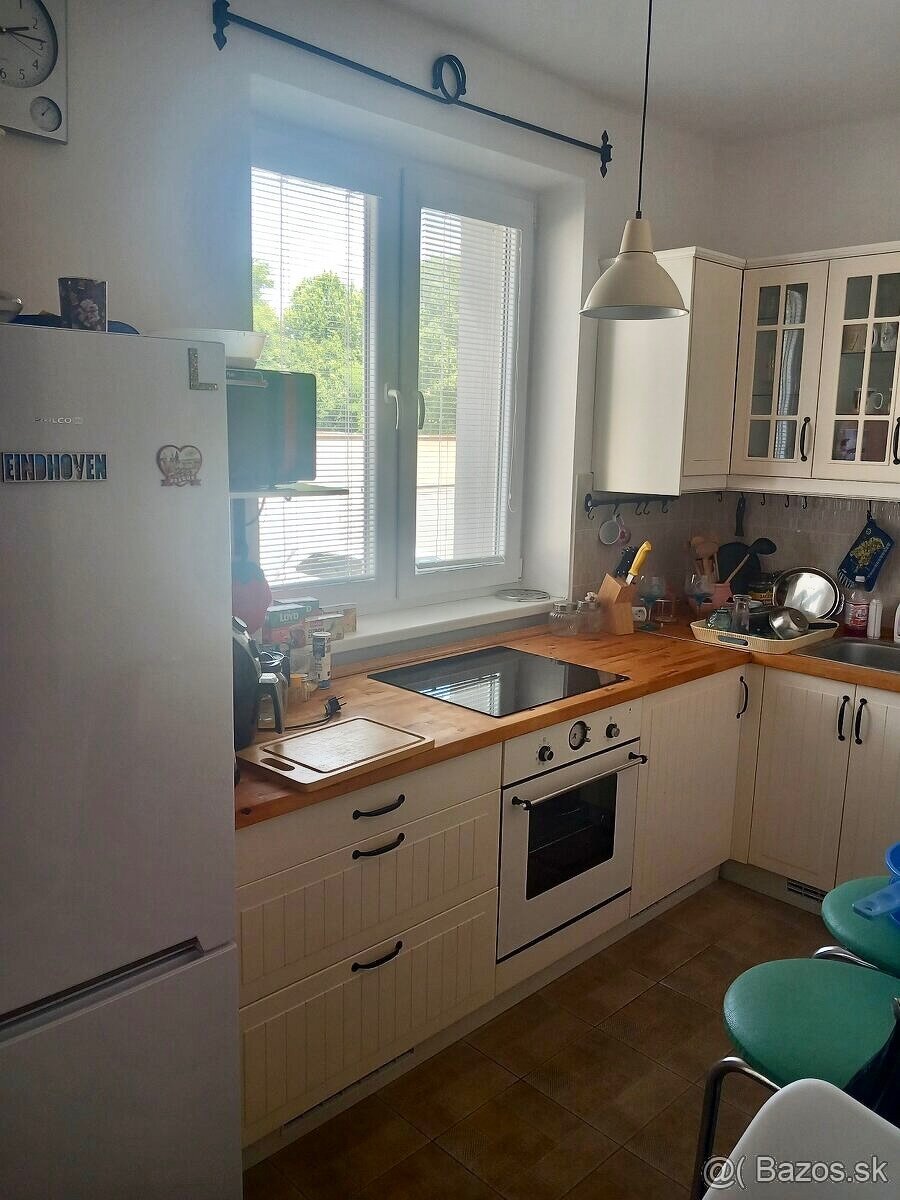 Na predaj tehlový 3 izbový byt, Nové Zámky