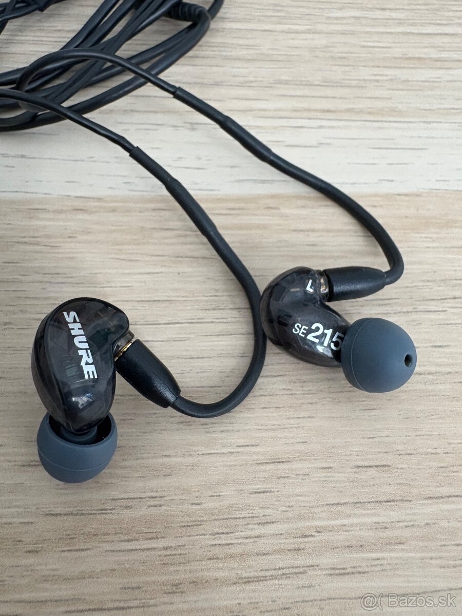 Shure SE215 slúchadlá black