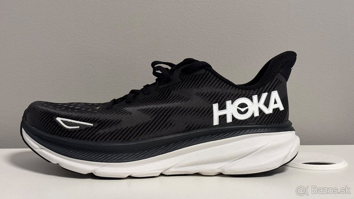 HOKA Clifton 9