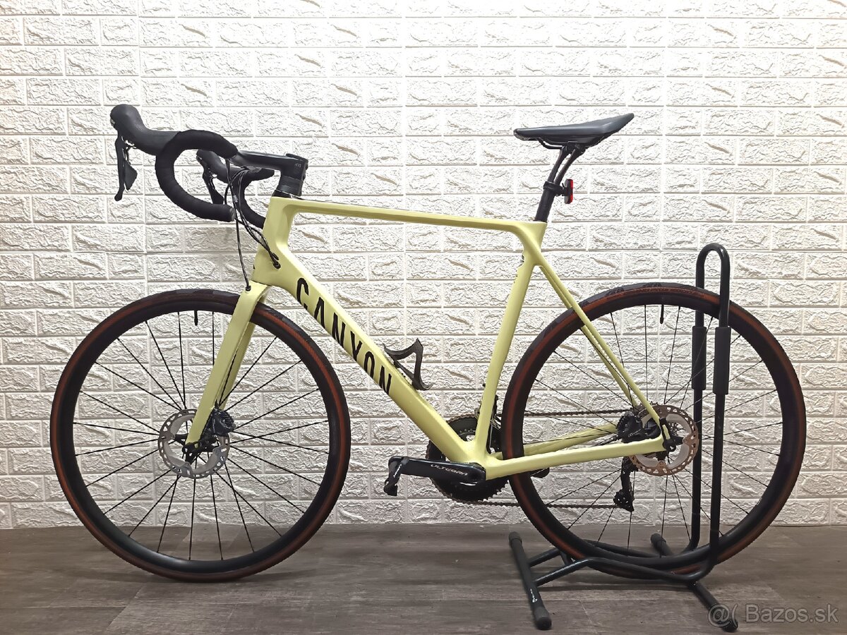 Predám cestný bicykel Canyon Endurace CF SL 8 Carbon 28"