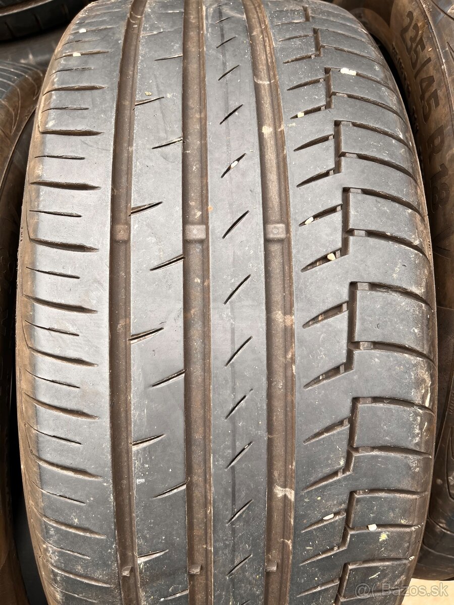 235/45R18 Continental letne