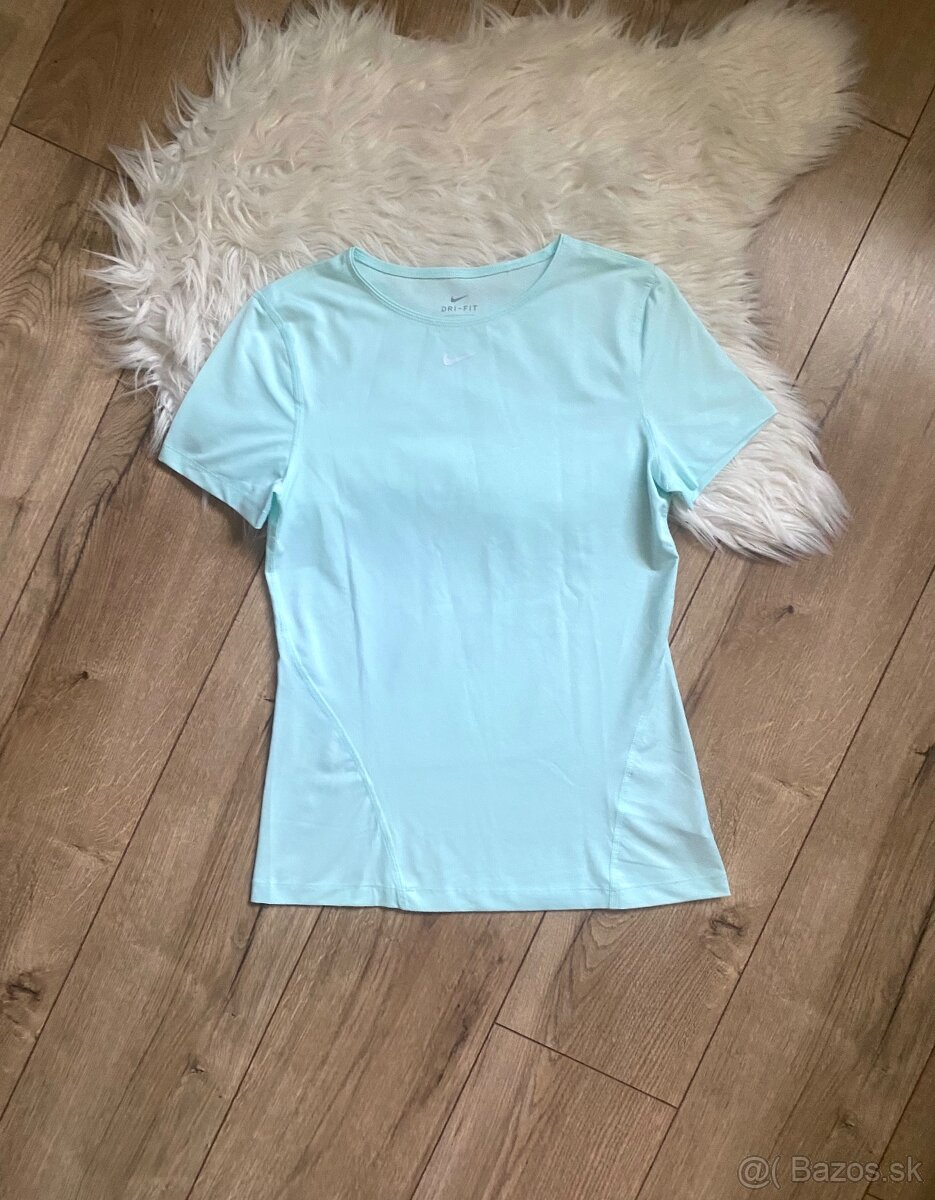 Nike dri fit tričko