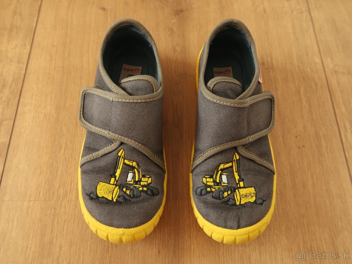 Papuče / papučky SUPERFIT 29 (18,3 cm) - TOP STAV