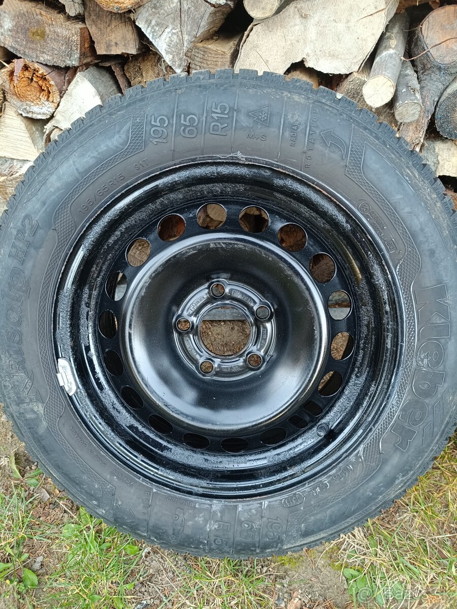 Plechové disky s pneumatikami Kleber 195/65/R 15 zimné