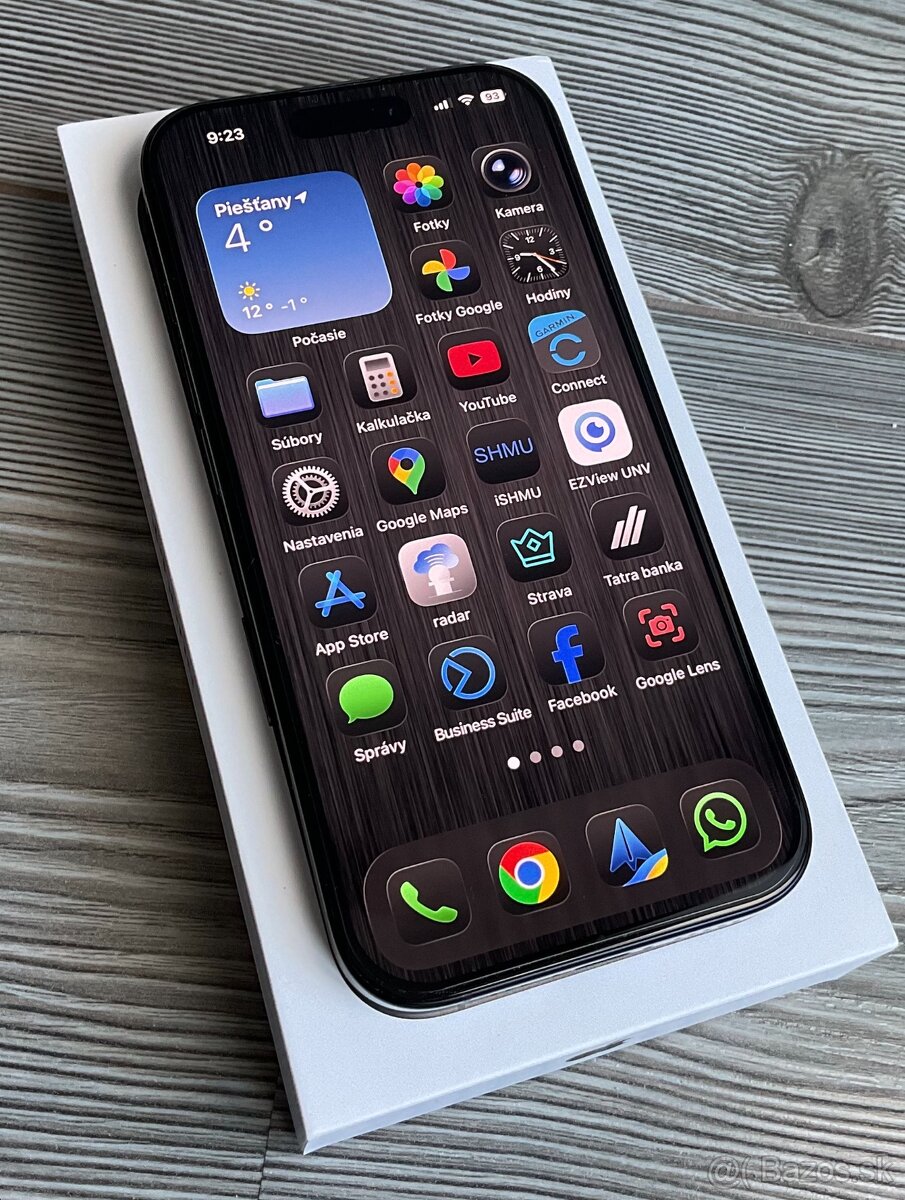 iPhone 16 Pro 128 GB čierny titán