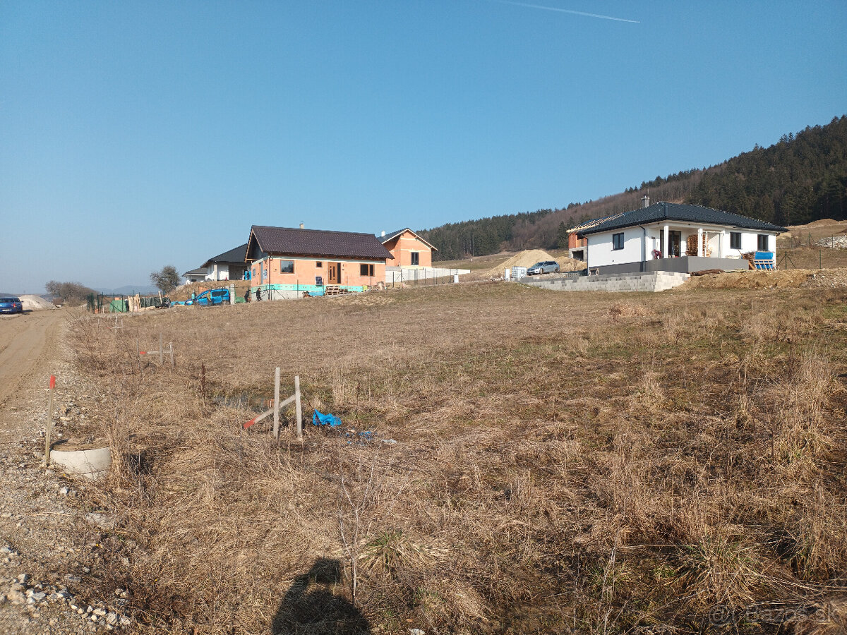 PREDAJ STAVEBNÝ POZEMOK NECPALY