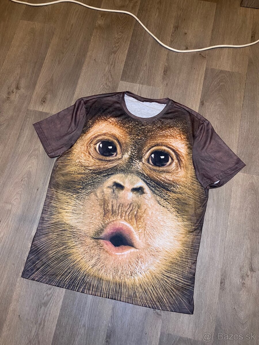 Pánske tričko s opicou, hnedé, veľkosť M-L – darčekový tip