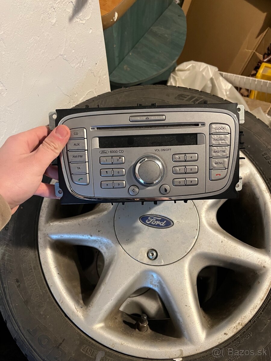 Ford autorádio originál 2009