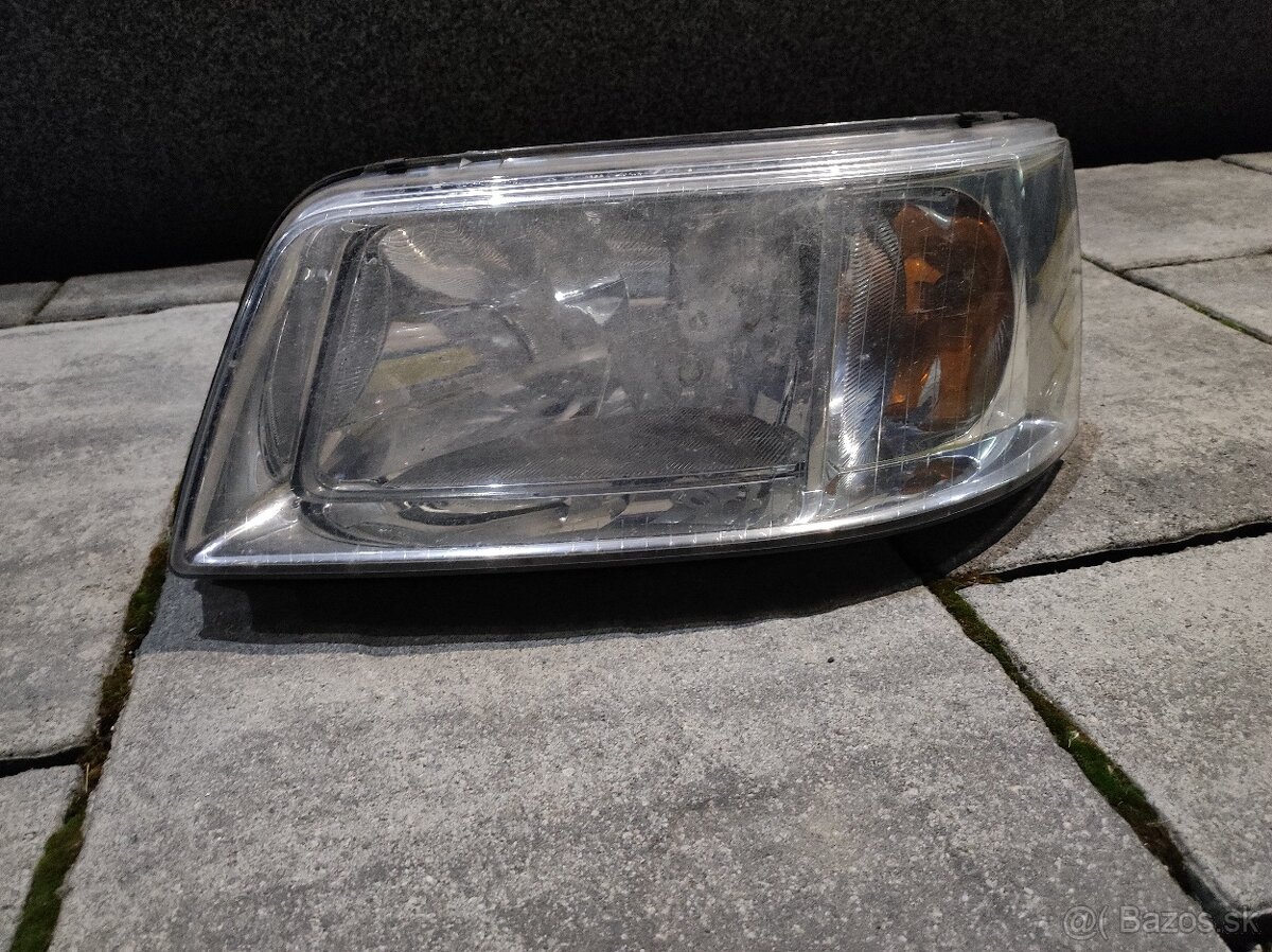 Predám svetlomety Volkswagen Transporter