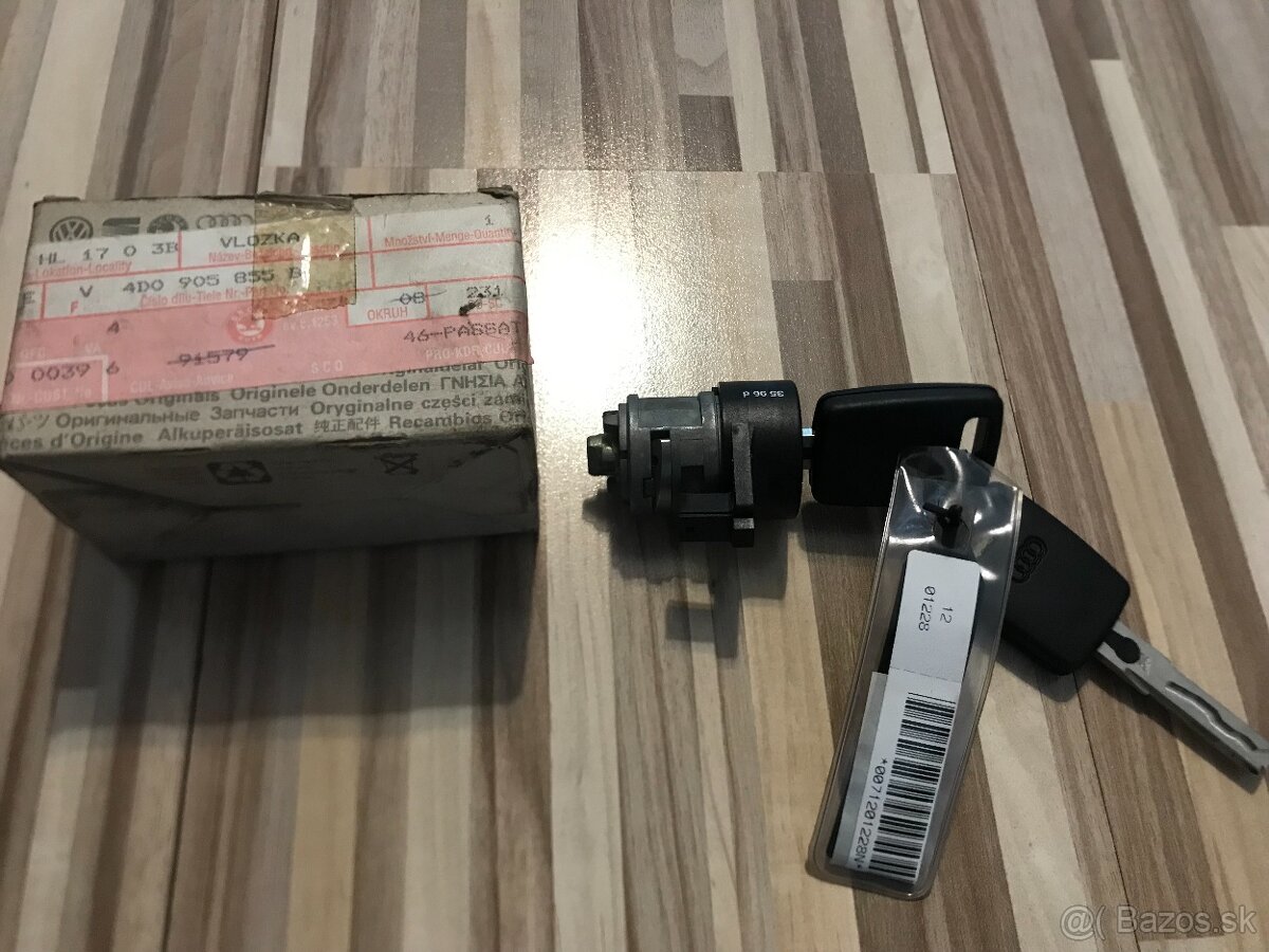 Spinacia skrinka AUDI 4d0905855b