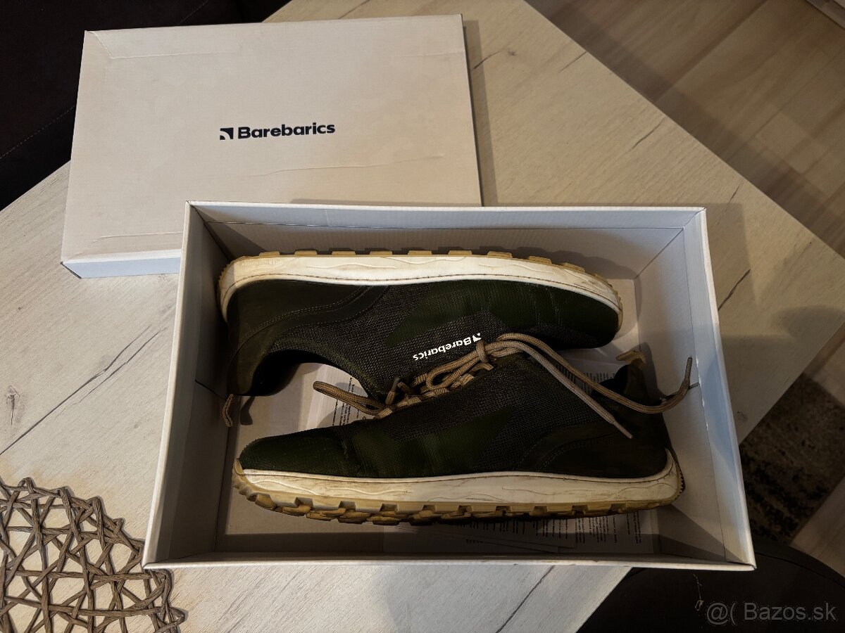 Barefoot barebarics