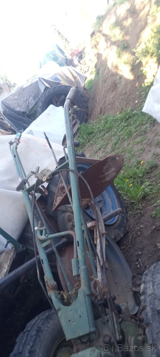 Holder