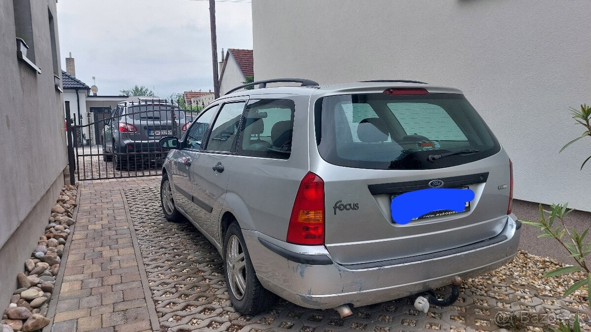 Ford focus combi 1,8 / 74 kw , nafta, r.v. 12 / 2003