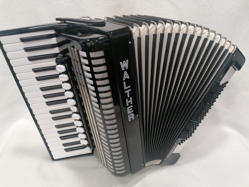 akordeon walther corsar 96 basovy