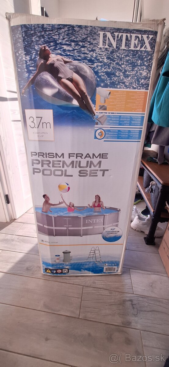 Predám bazén s príslušenstvom