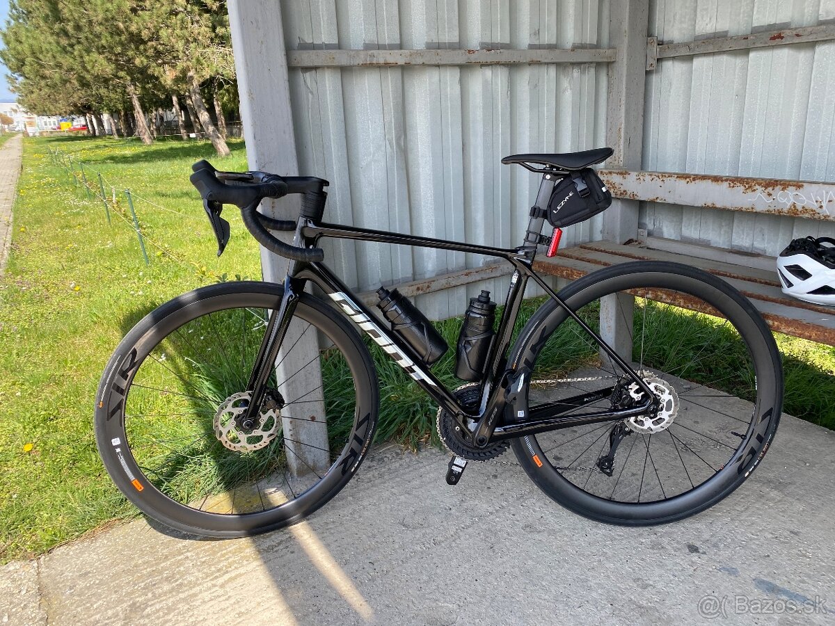 Giant TCR Advanced Pro 1 Di2 bicykel, carbon