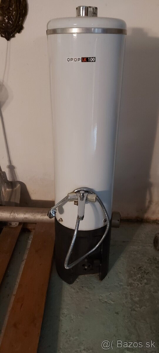 Kombinovaný ohrievač vody na tuhé palivo 80L