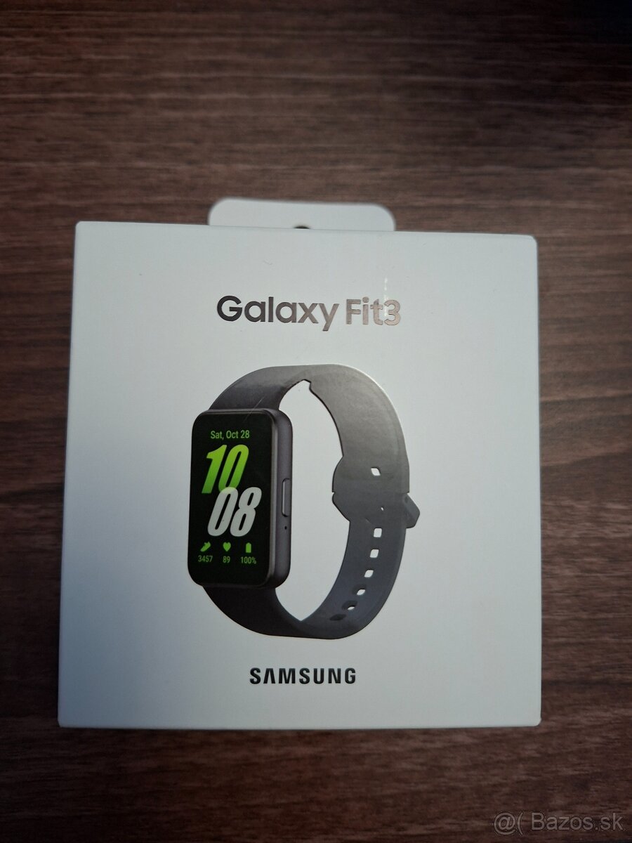 Samsung Galaxy Buds 3 FE a Samsung Galaxy Fit 3