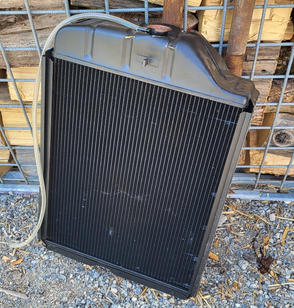 Predam novy vodny chladic zetor 10145 - 16245 TURBO