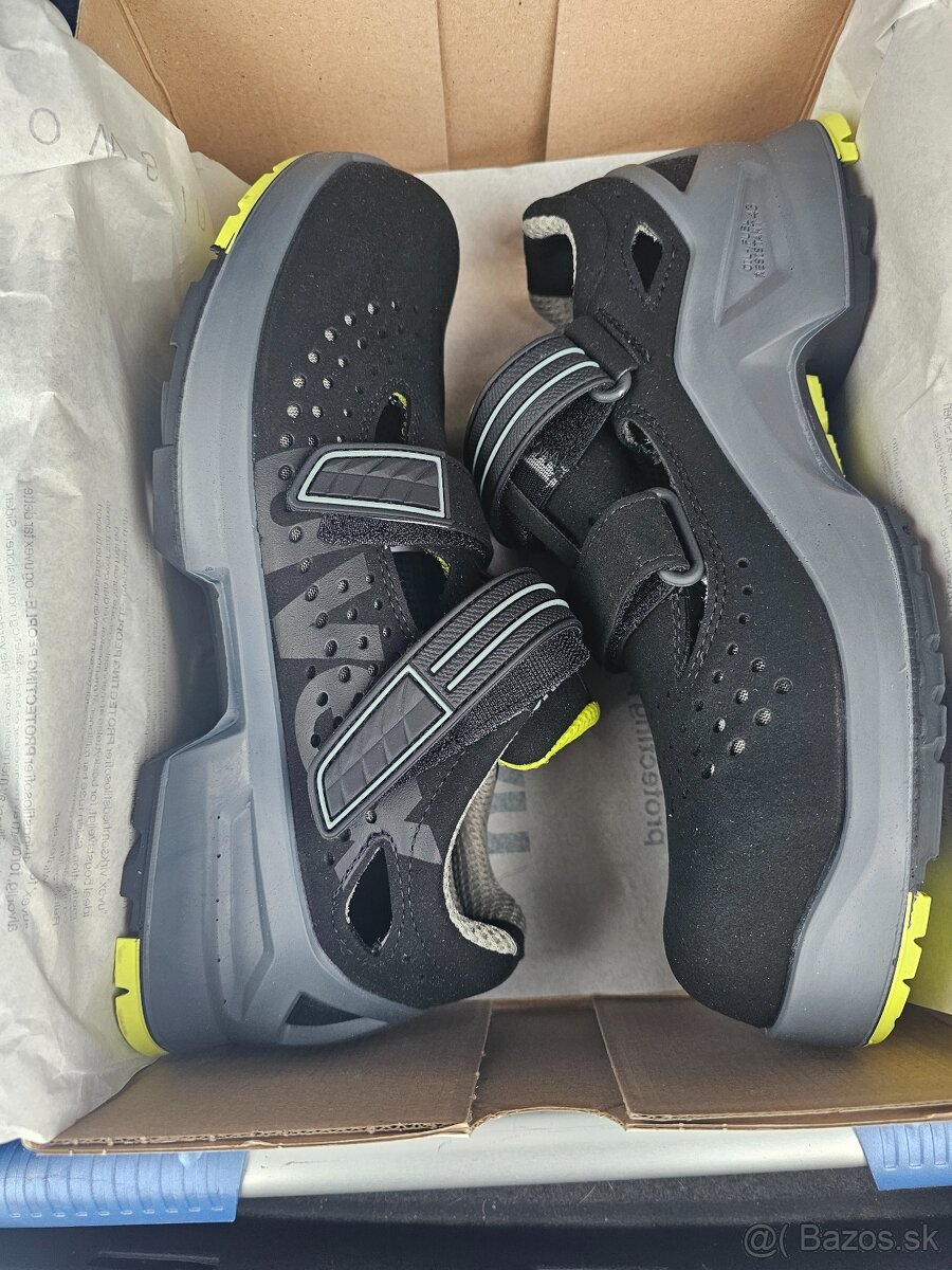 Pracovné topánky uvex