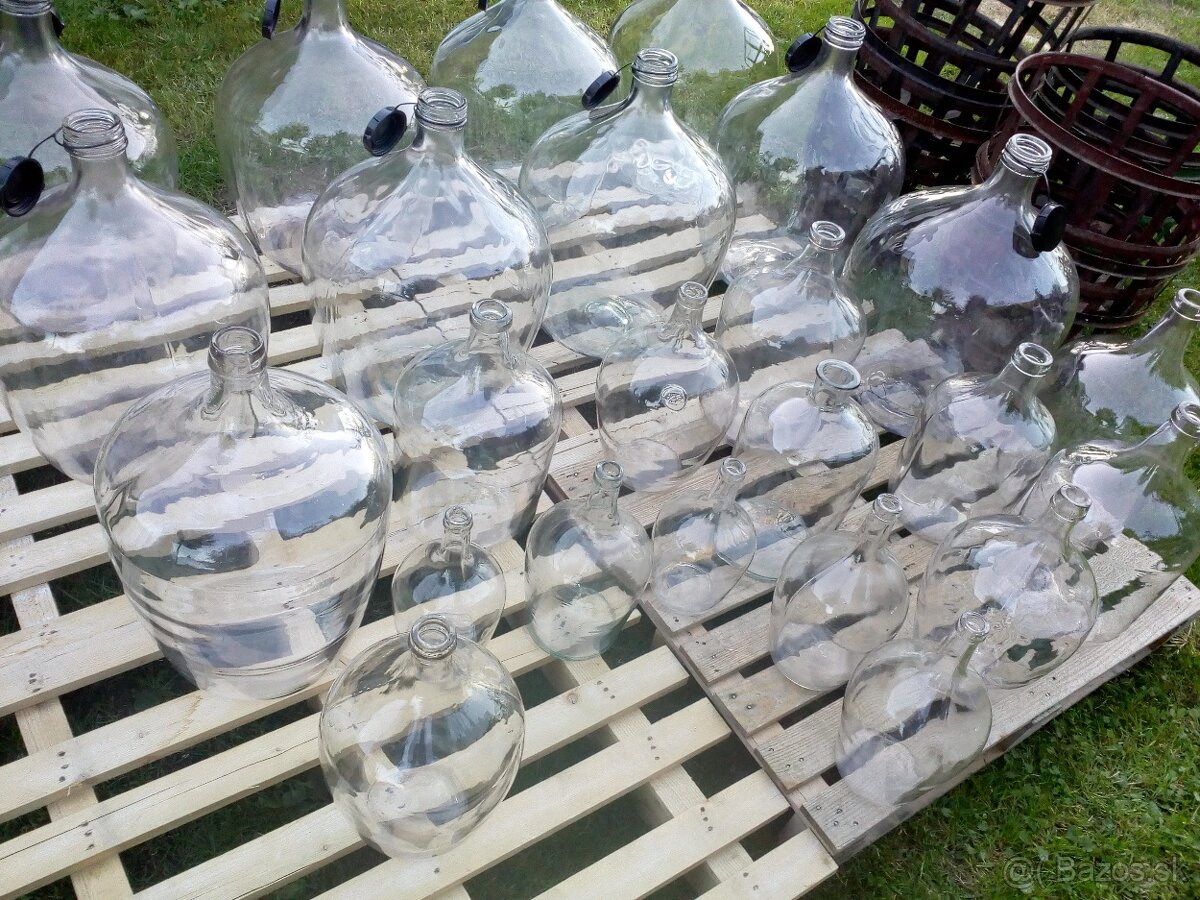 demižony - rôzne veľkosti