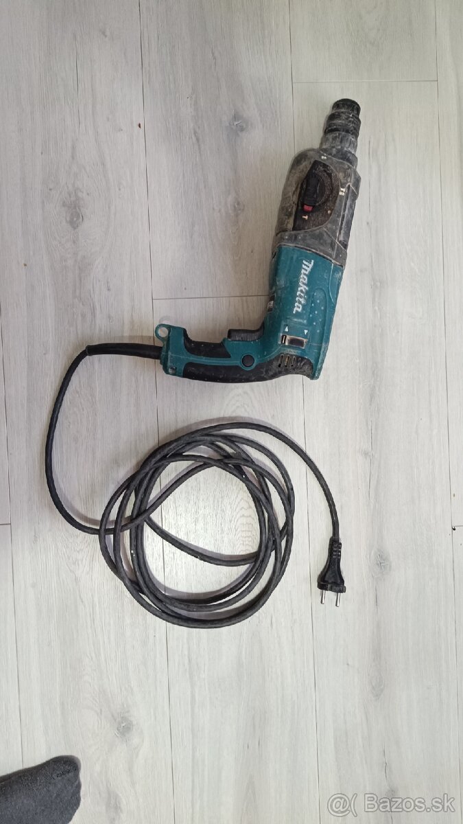 Predám Makkitu príklepu