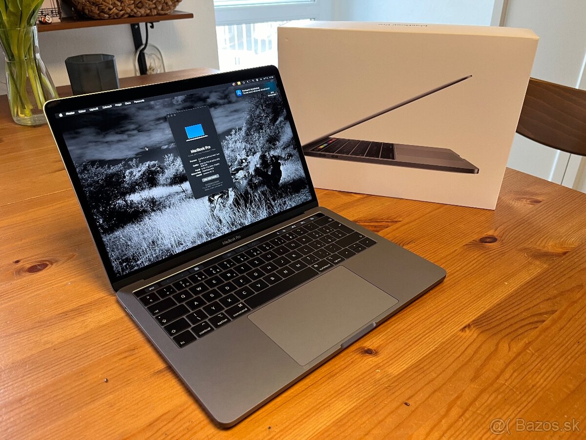 MacBook Pro 13 Space Gray 2019