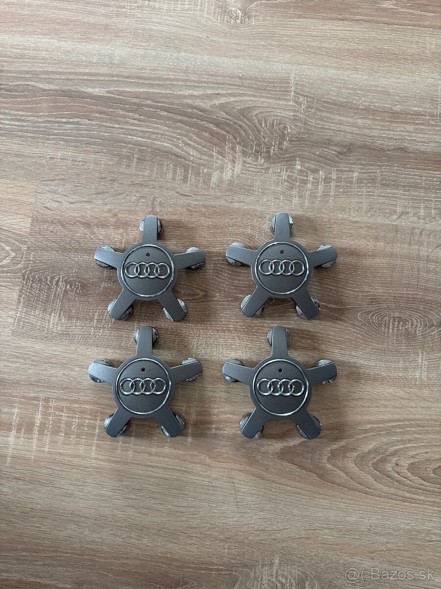 Audi krytky na elektróny