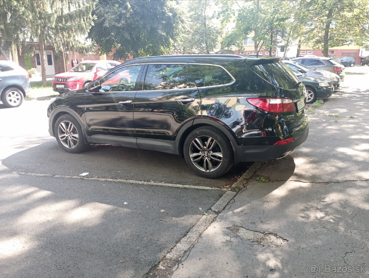 Hyundai Santa fe Grand