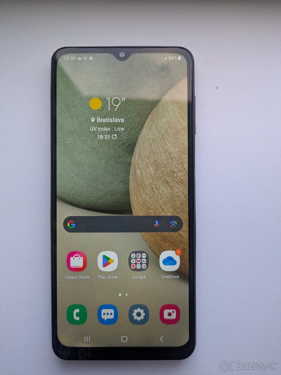Samsung Galaxy A12