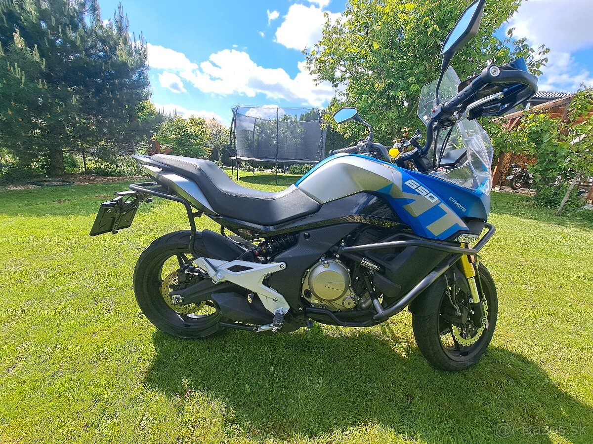 CFMOTO MT 650 PREMIUM