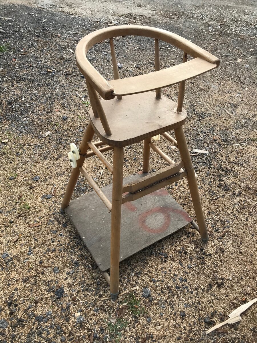 Retro detska stolicka