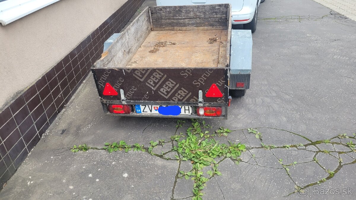 Privesny vozik