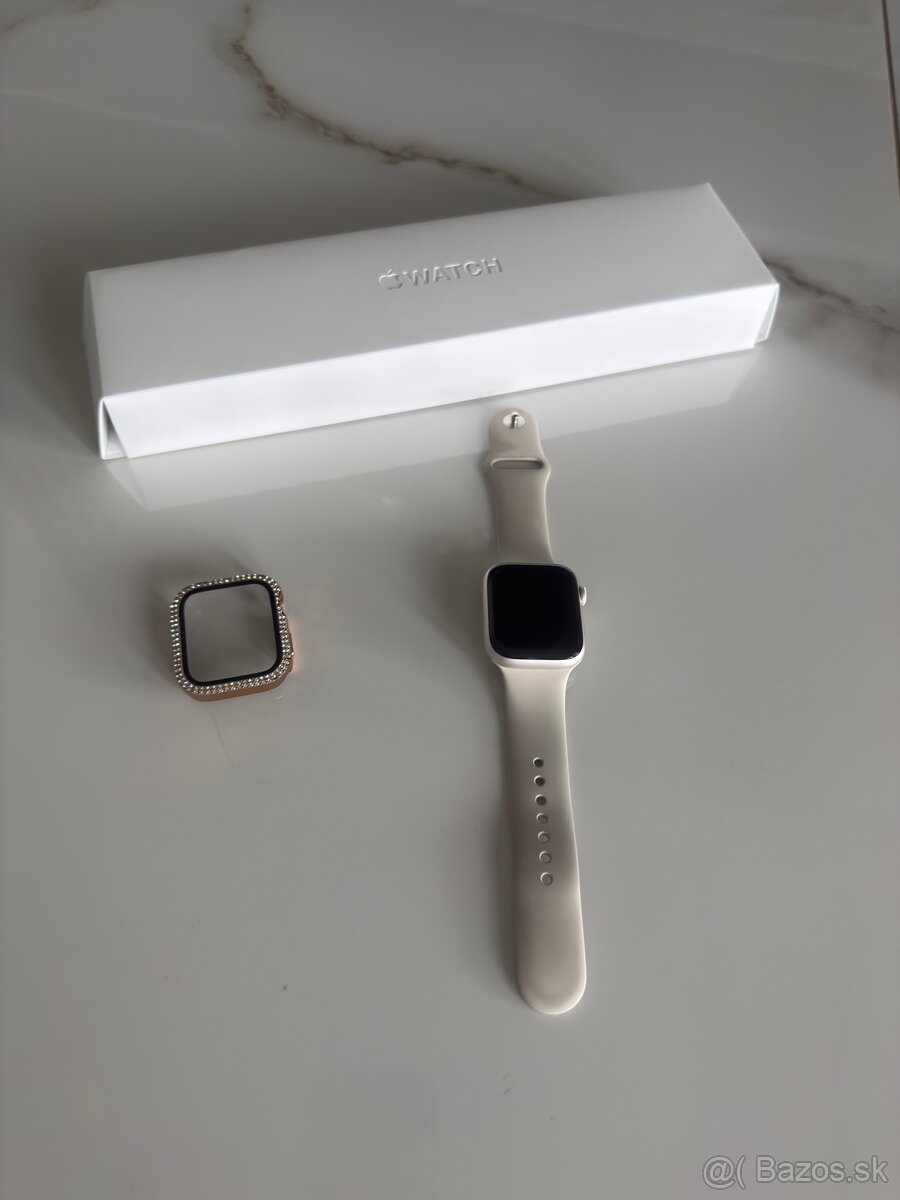 Apple Watch series 8 - Starlight (45 mm)