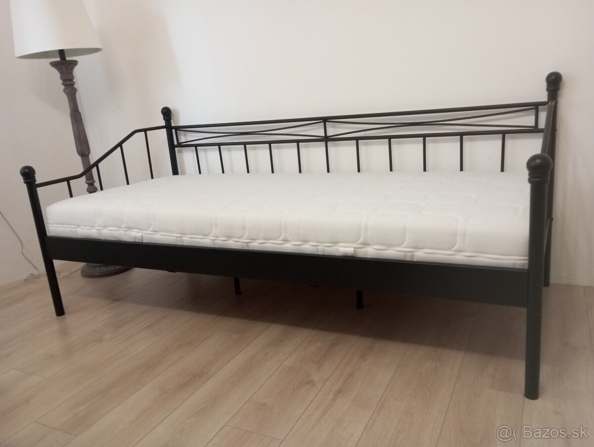 detská posteľ - aj s matracom 90x200