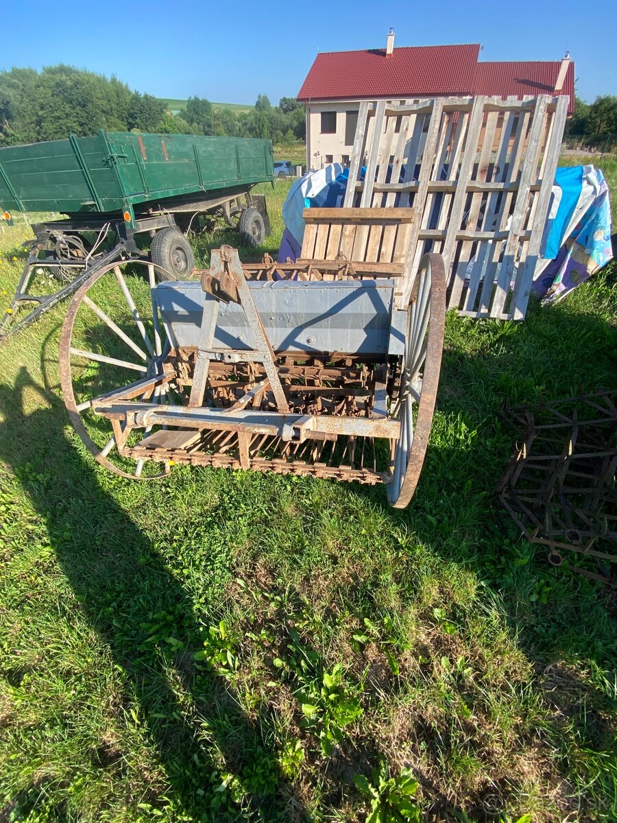 Sejačka konská
