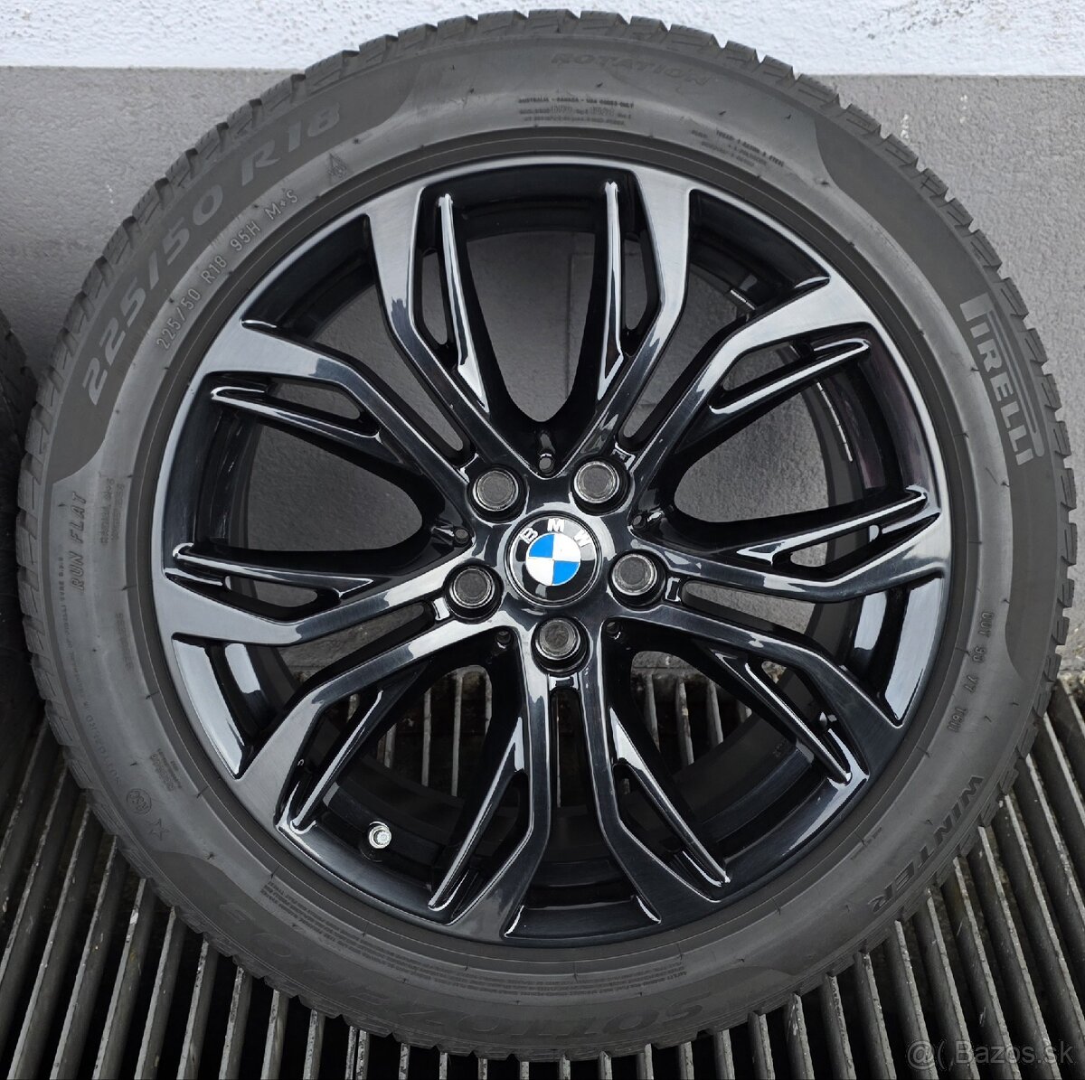 225/50 R18 zimné+disky BMW Y-Spoke 566 Black