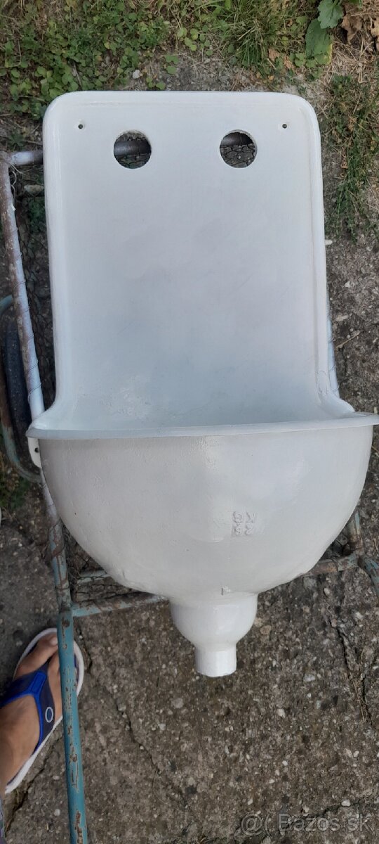 Zahradne unyvadlo liatina