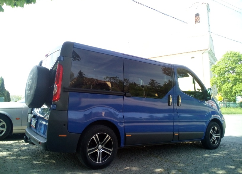 Opel Vivaro 2,0 9 miest ŤZ