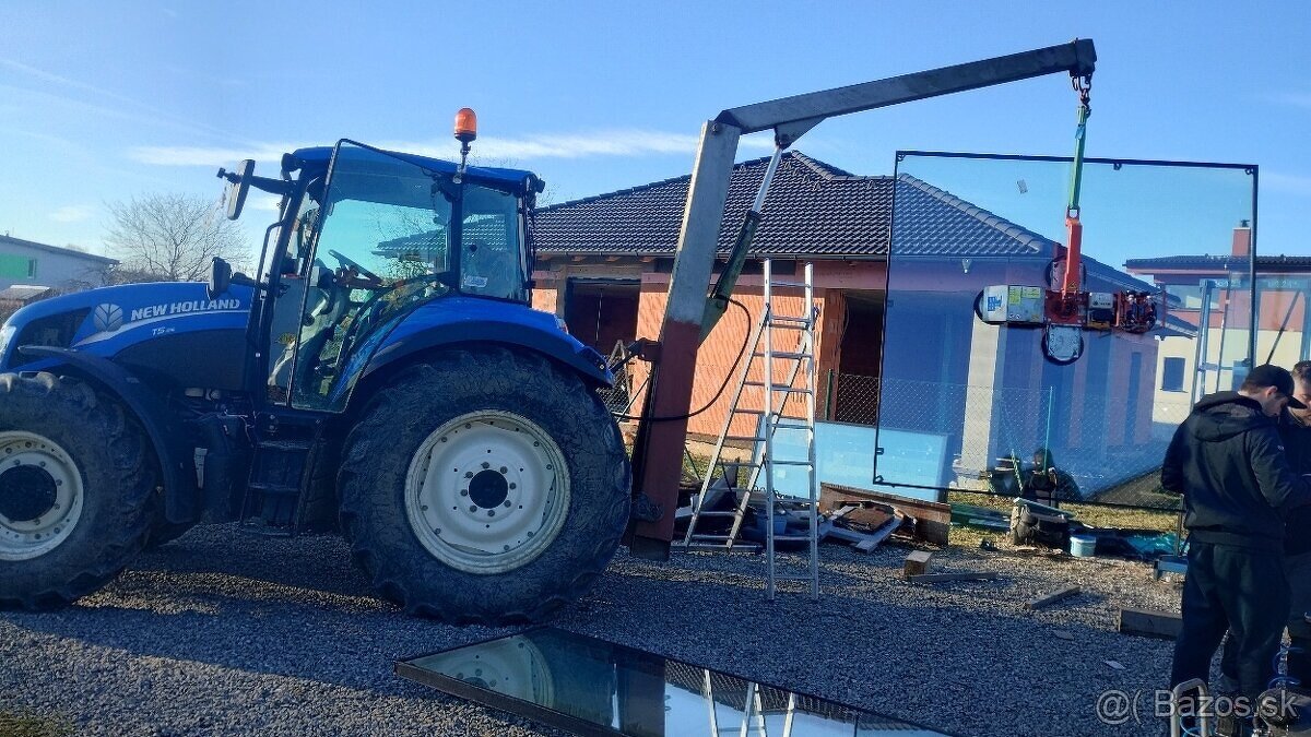 Hydraulické rameno.