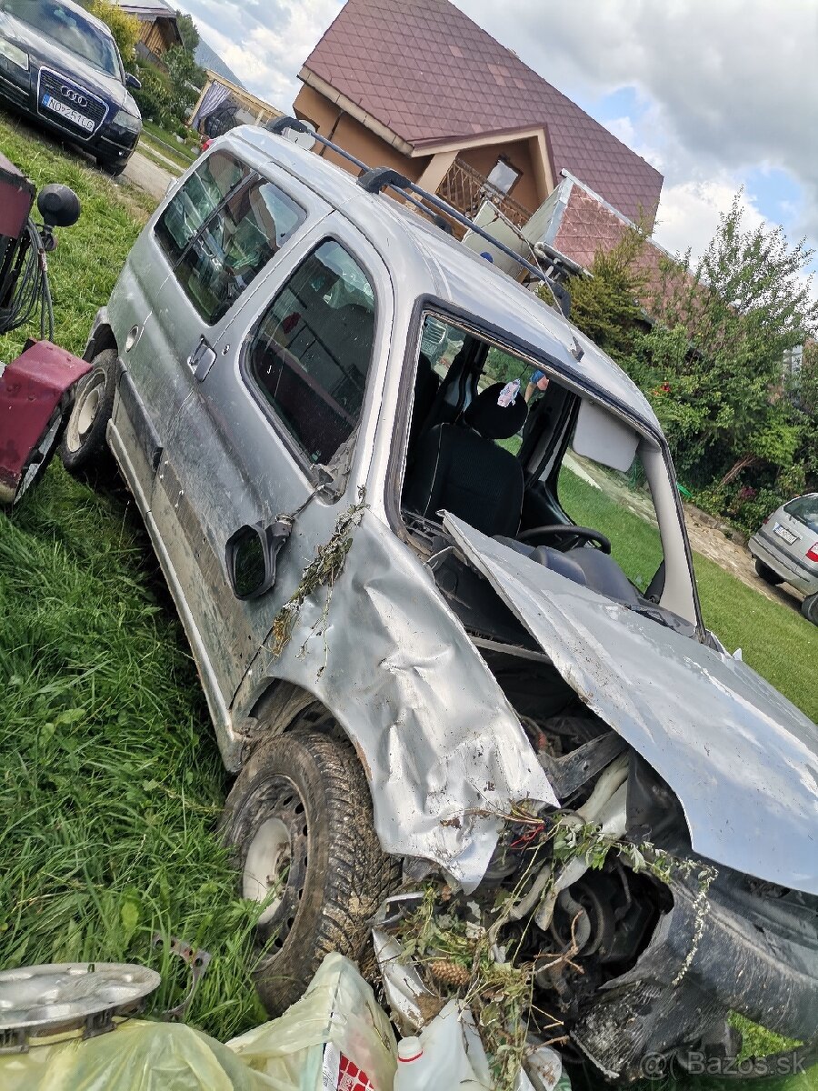 Rozpredám peugeot partner