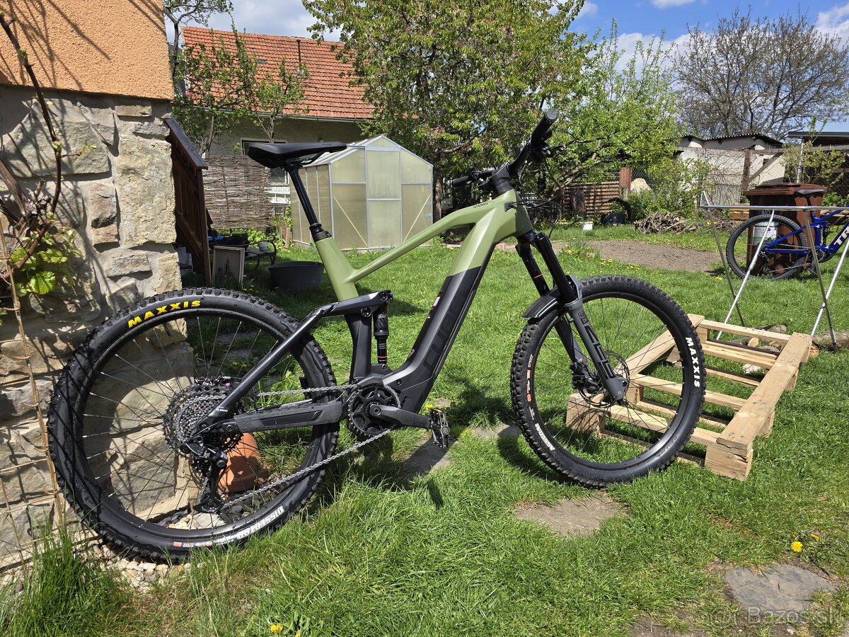 Elektro bicykel Cube Stereo Hybrid 160 HPC SL 625 olive