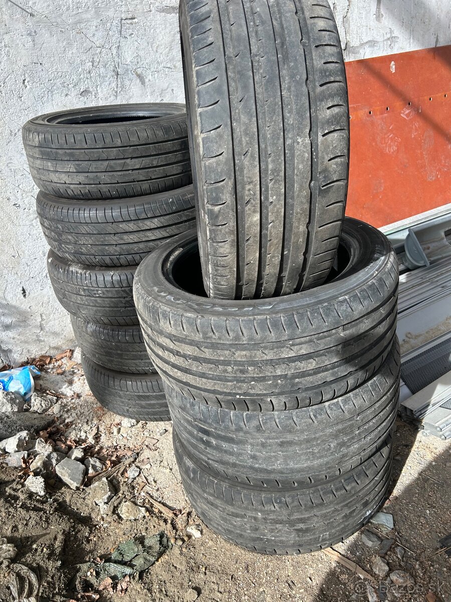 245/45 r17
