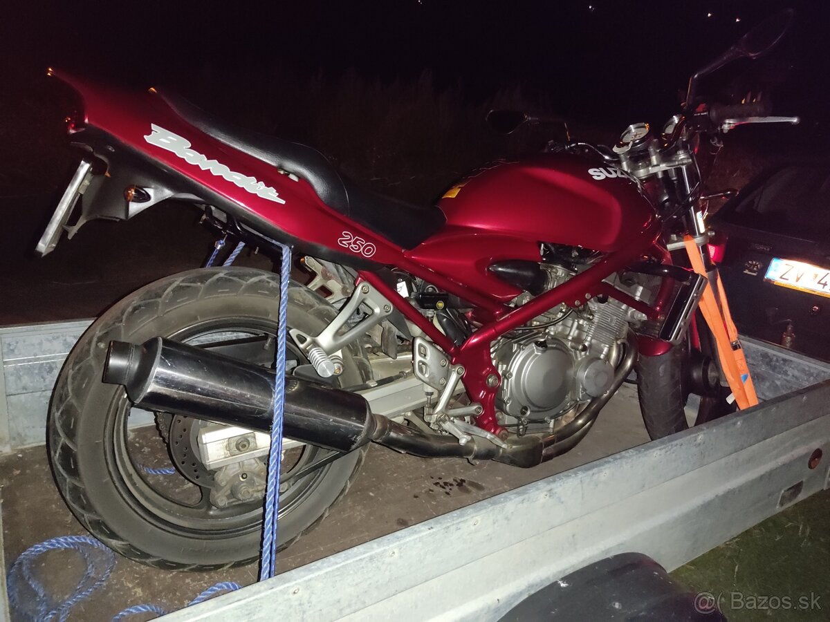Suzuki Bandit 250