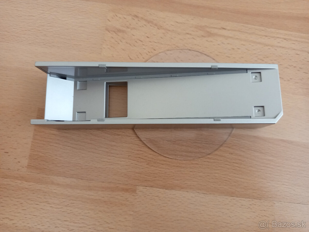 Nintendo WII stojan na konzolu strieborný