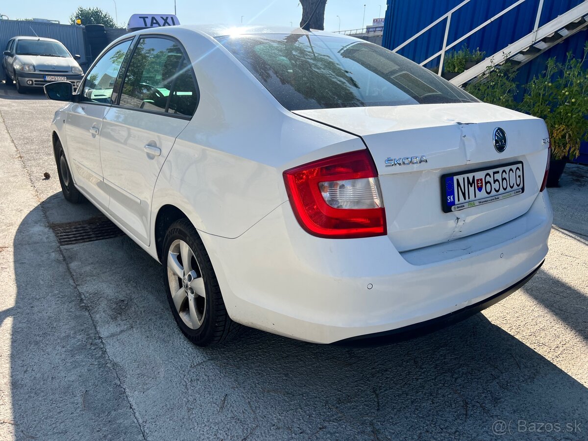 Škoda Rapid 1.6 TDI Taxi licencia