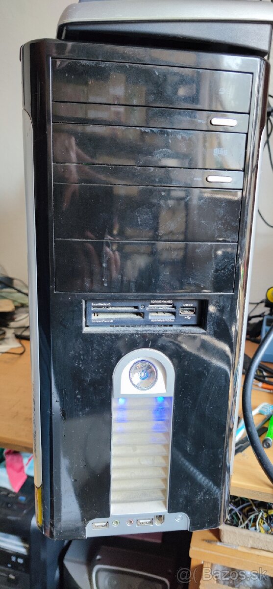 PC Intel Core 2 Duo, 3GB RAM, grafika